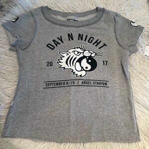 Gray Kids Sweatshirt T-Shirt Medium (7/8) - DAY N NIGHT